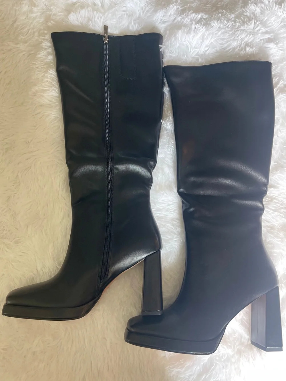 Sleek Black Over-the-Knee Block Heel Boots